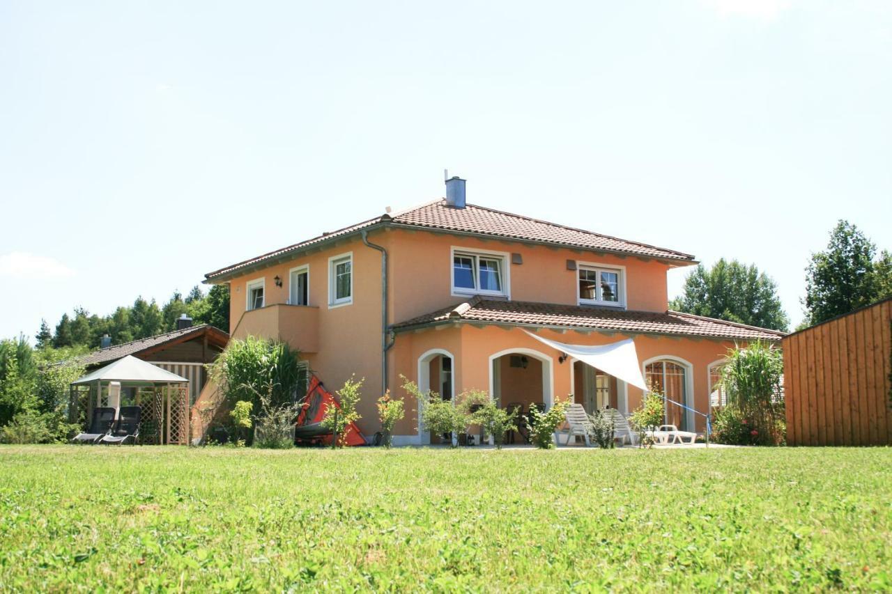 Ferienvilla Am Brueckelsee Wackersdorf Buitenkant foto